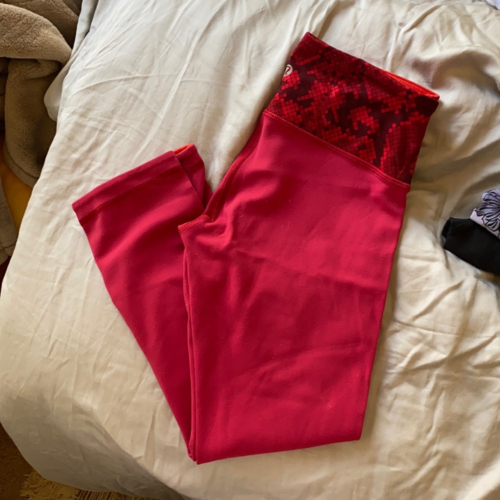Reversible lululemon crop low rise